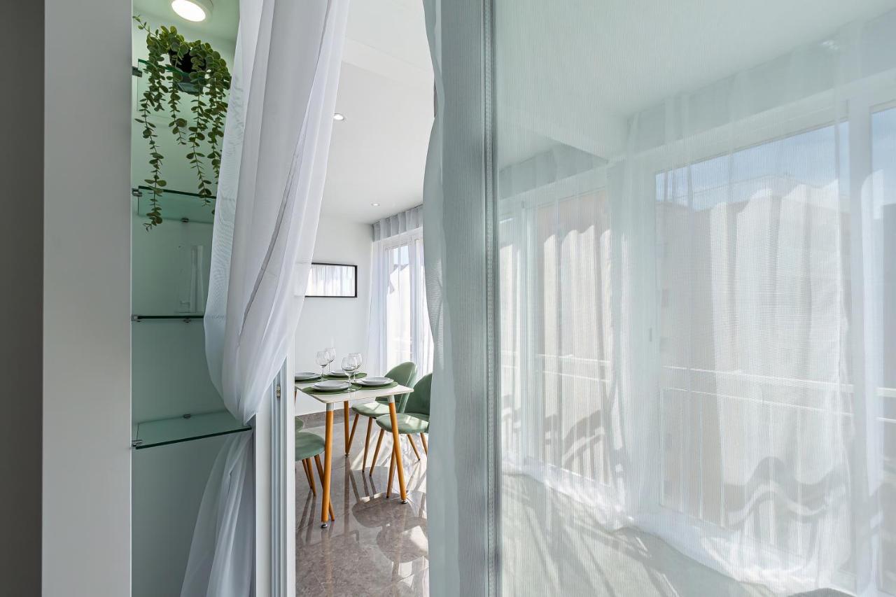 Virginia Levante Beach Apartments Бенидорм Экстерьер фото